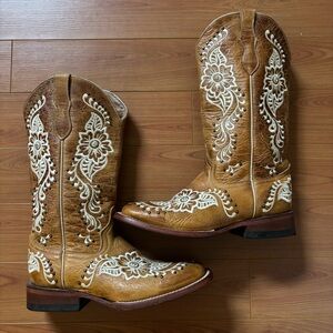 Ferrini Women’s Wildflower Boot size 7